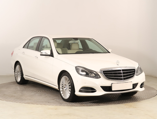 Mercedes-Benz E 2015