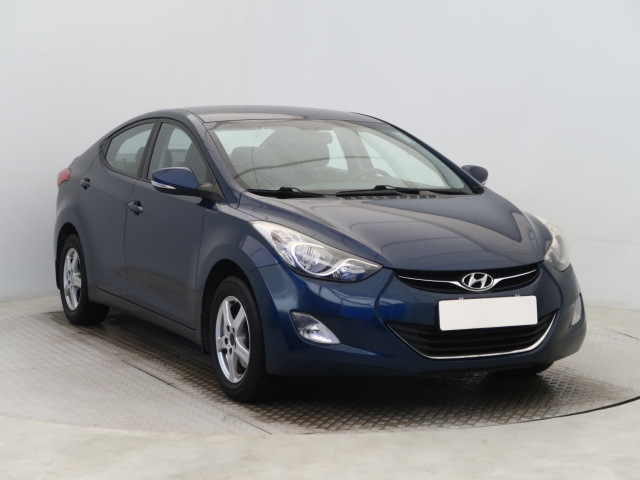 Hyundai Elantra 2012