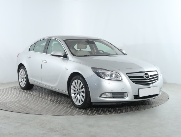 Opel Insignia 2011