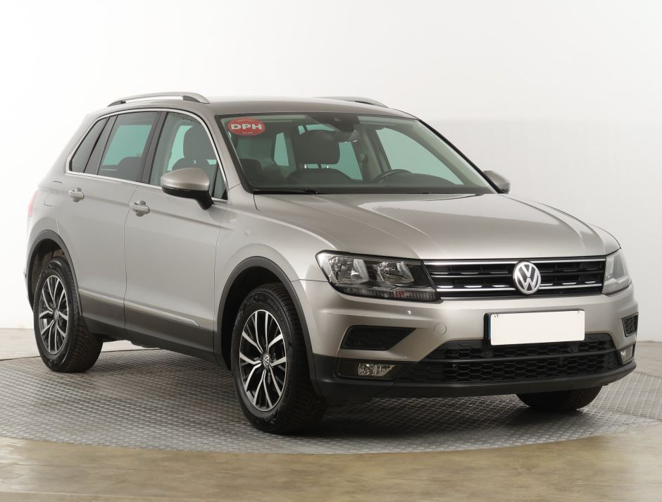 Volkswagen Tiguan - 2018