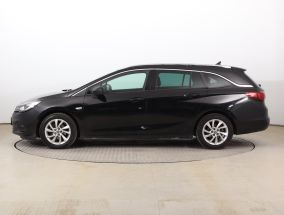 Opel Astra - 2021