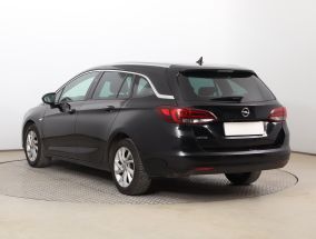 Opel Astra - 2021