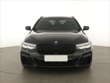 BMW 5 - 2022