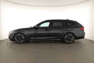 BMW 5 - 2022