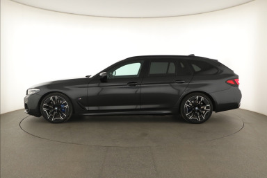 BMW 5 - 2022