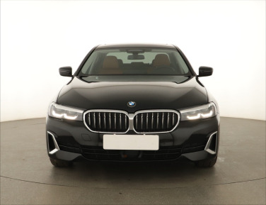BMW 5 - 2023