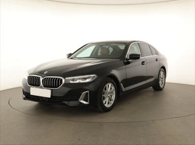 BMW 5 - 2023