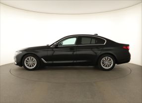 BMW 5 - 2023