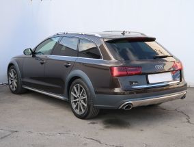 Audi Allroad - 2015