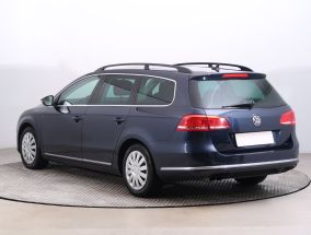 Volkswagen Passat - 2011