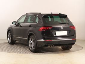 Volkswagen Tiguan - 2019