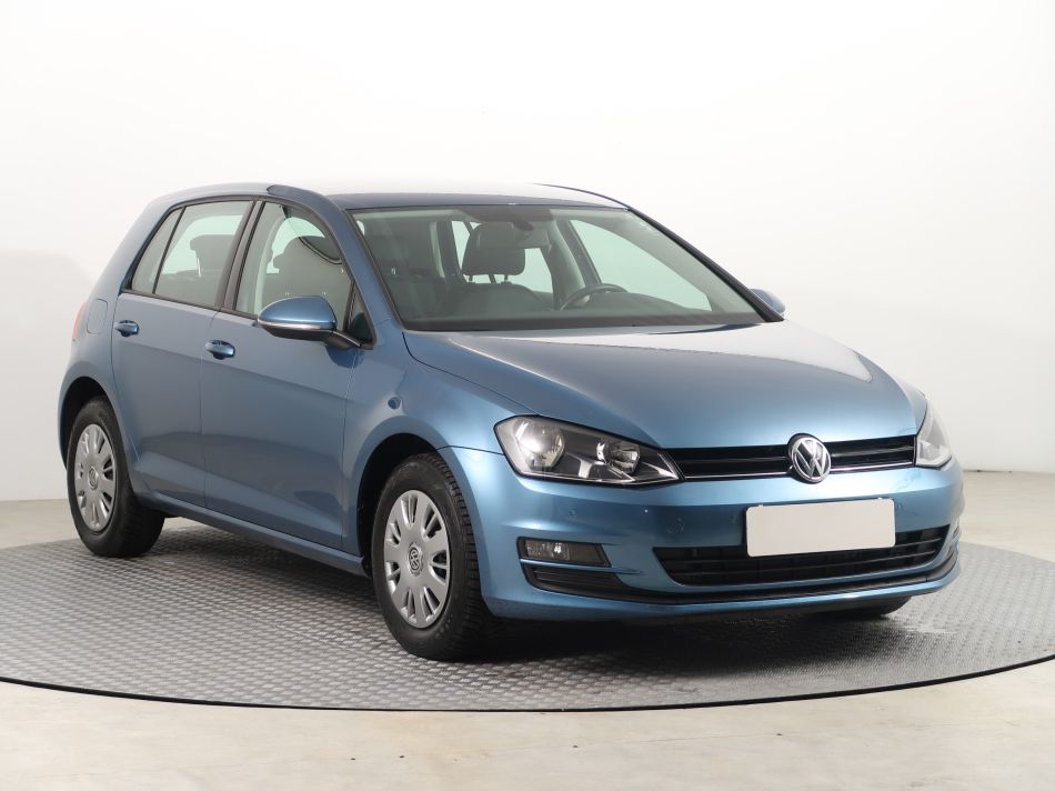 Volkswagen Golf - 2013