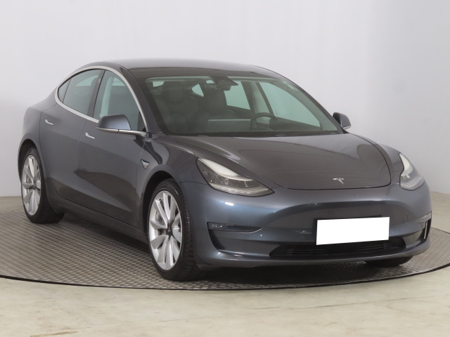Tesla Model 3 2019