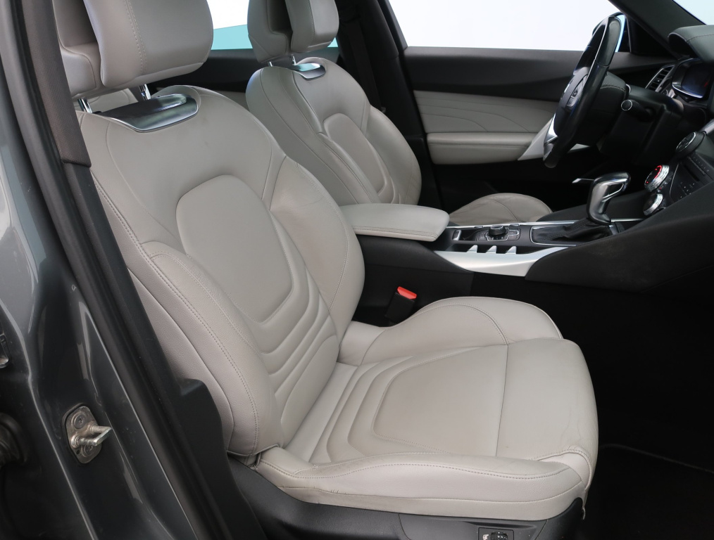 Citroen DS5