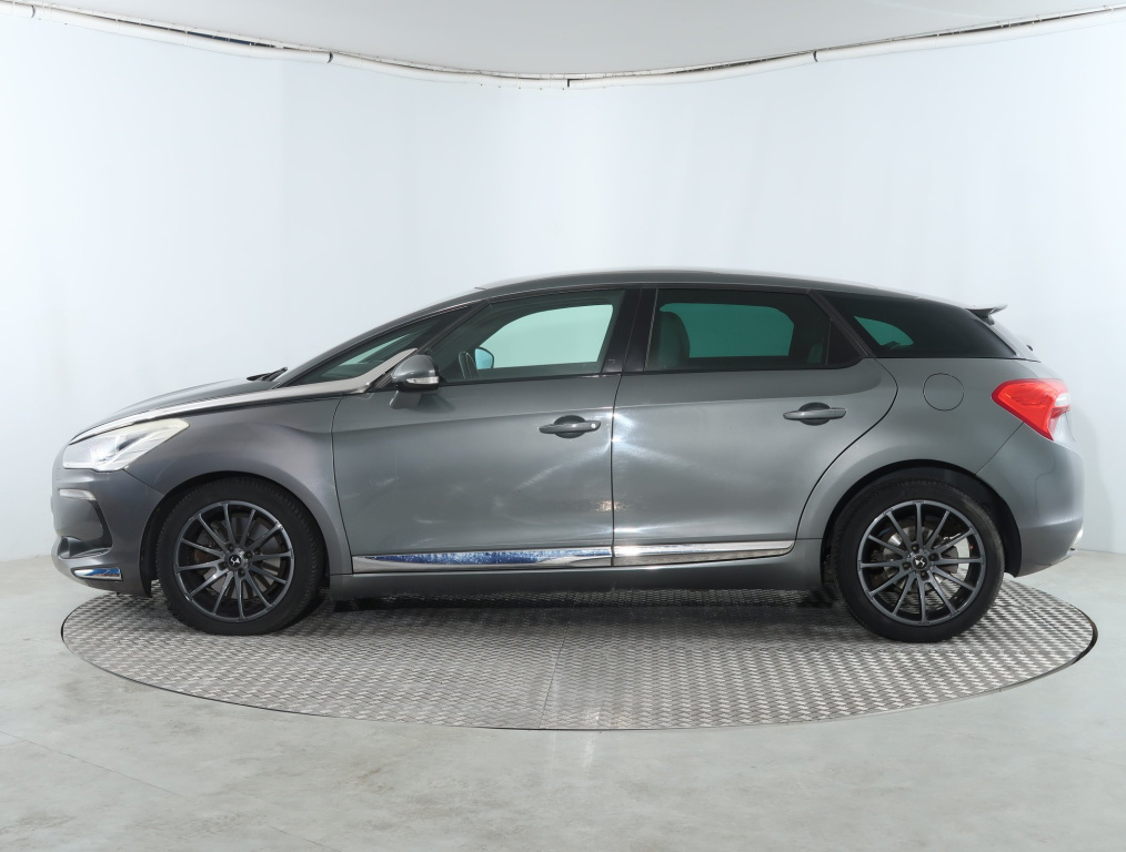 Citroen DS5