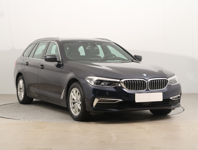 BMW 5 2019