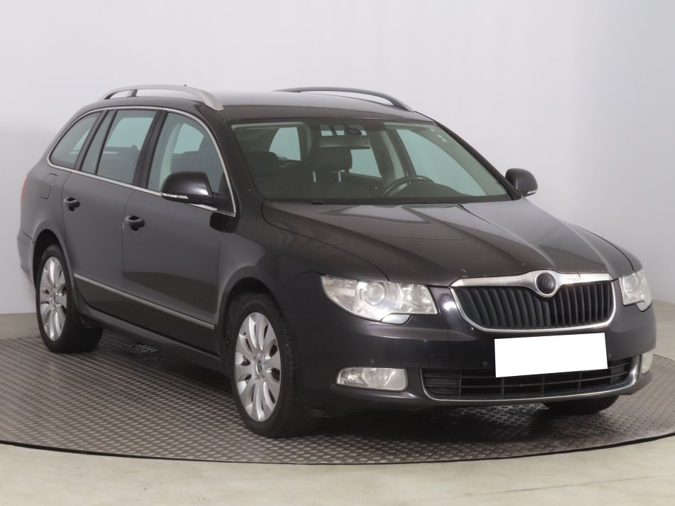 Skoda Superb - 2011