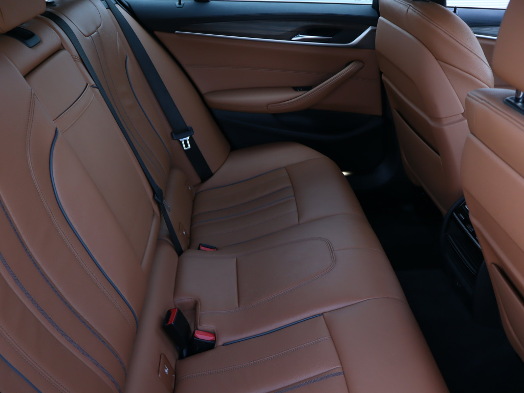 BMW 5