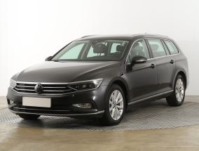Volkswagen Passat - 2022