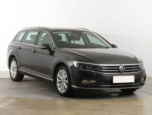 Volkswagen Passat 2022