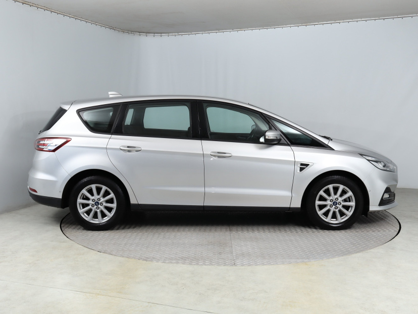 Ford S-Max, 2021