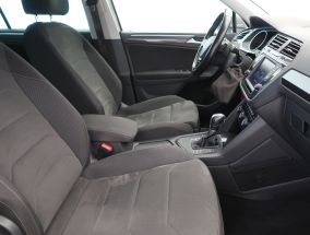 Volkswagen Tiguan - 2017