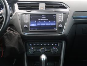 Volkswagen Tiguan - 2017
