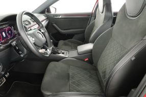 Škoda Superb - 2023