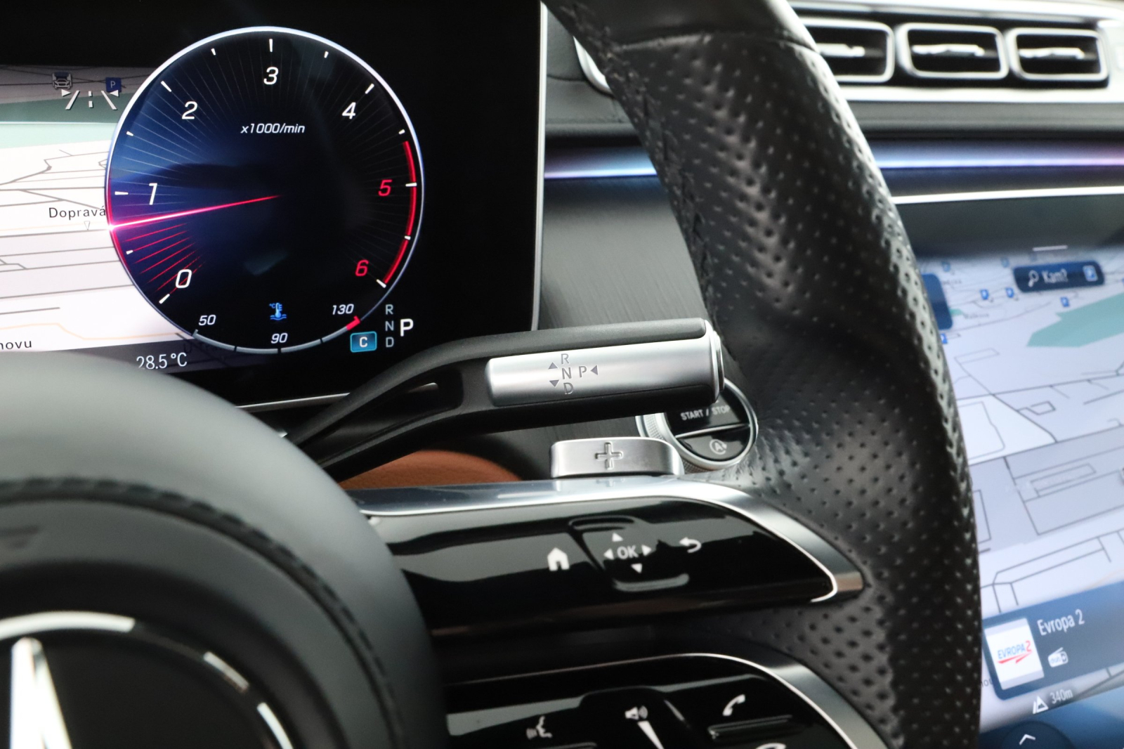 Mercedes-Benz S - 2022