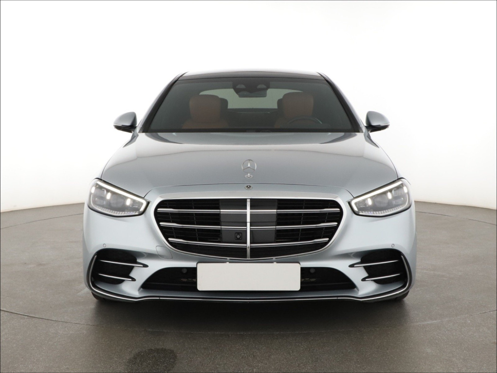 Mercedes-Benz S