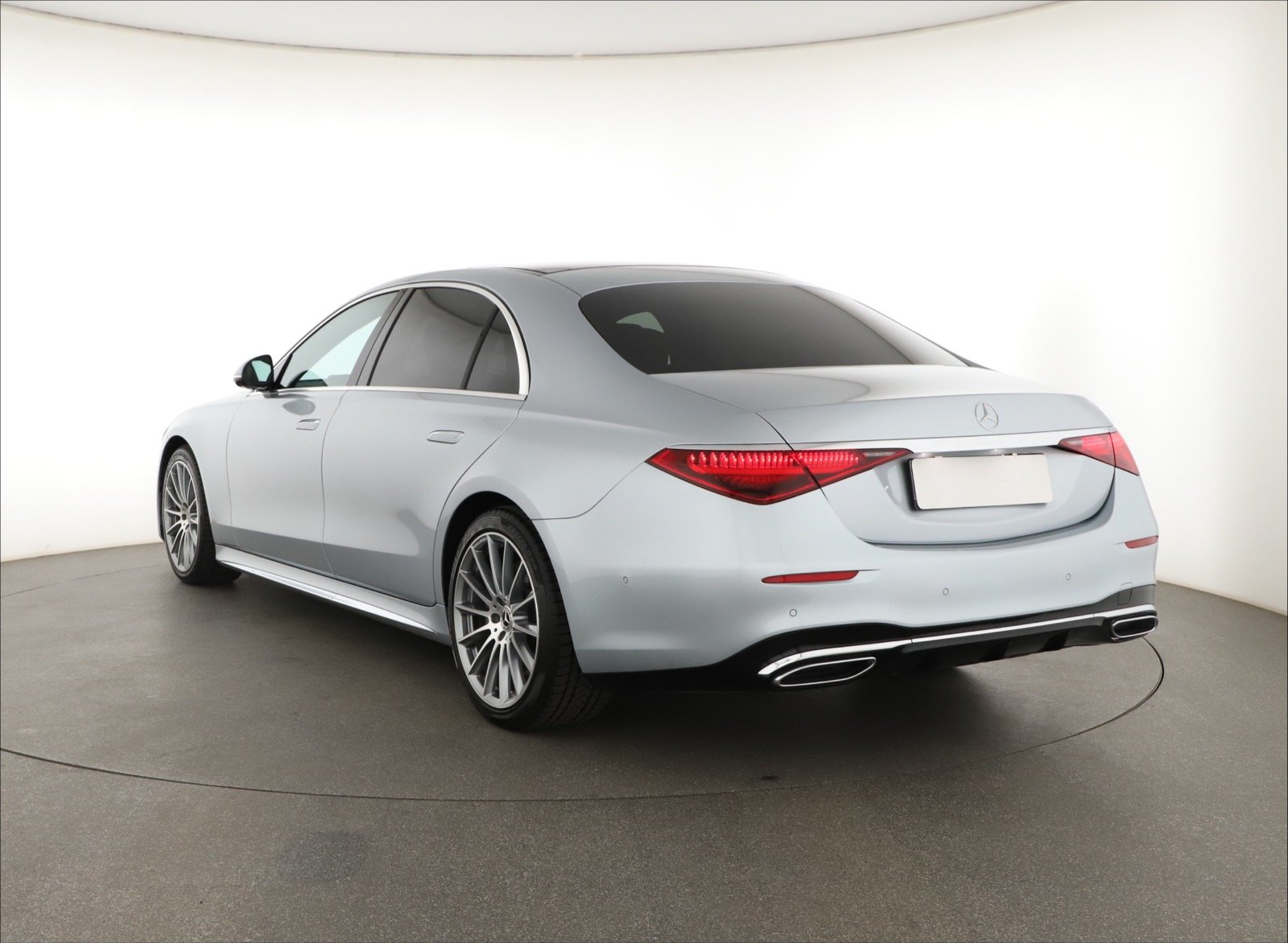Mercedes-Benz S - 2022