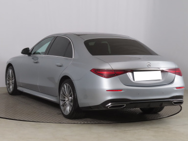 Mercedes-Benz S - 2022