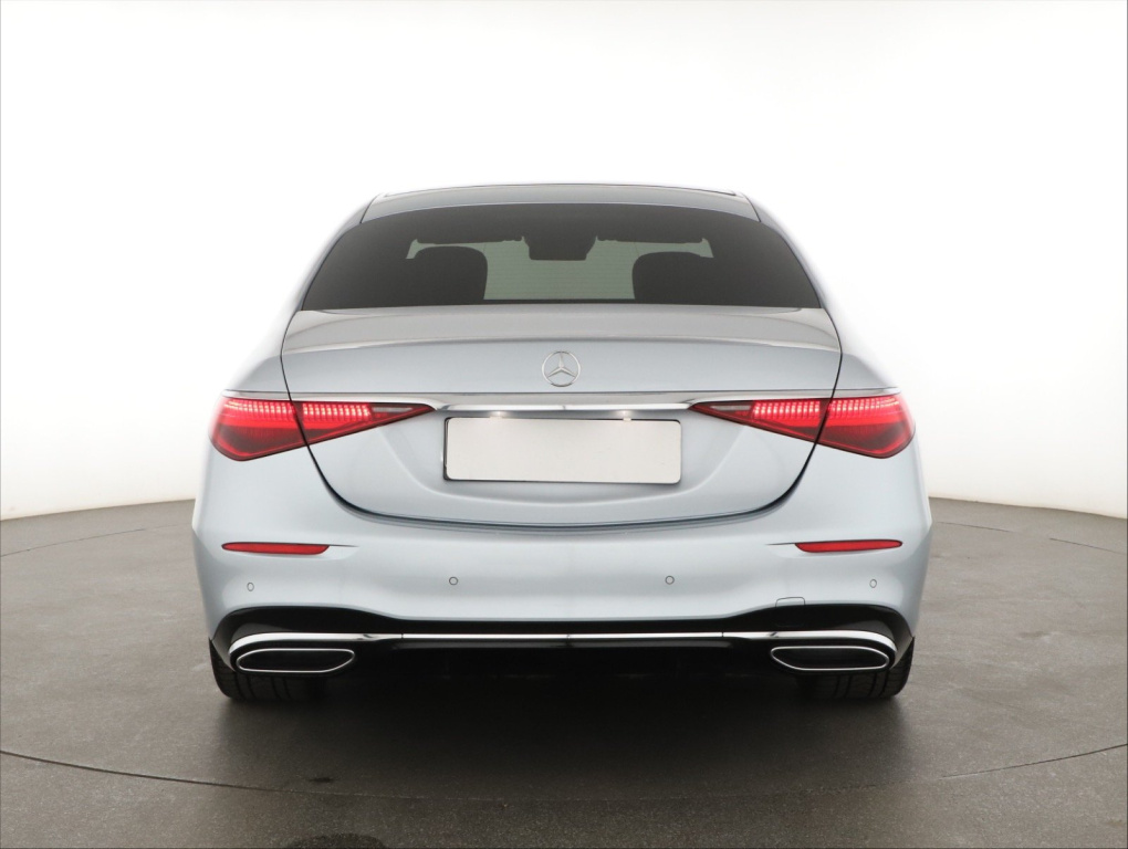 Mercedes-Benz S