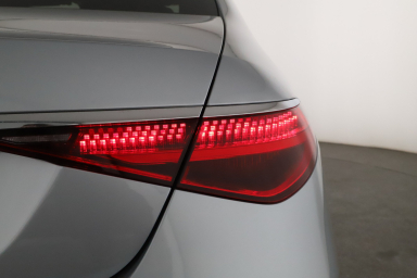 Mercedes-Benz S - 2022