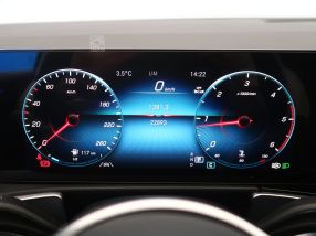 Mercedes-Benz GLB - 2023