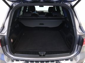 Mercedes-Benz GLB - 2023