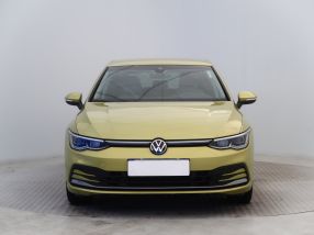 Volkswagen Golf - 2021