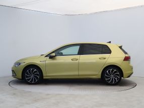 Volkswagen Golf - 2021