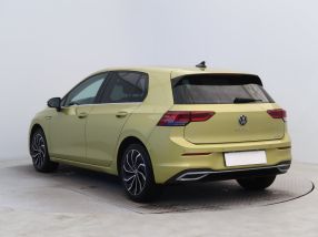 Volkswagen Golf - 2021