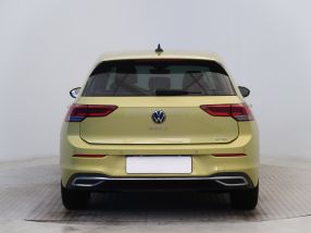 Volkswagen Golf - 2021