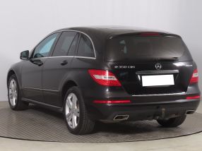 Mercedes-Benz R - 2012