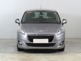 Peugeot 5008 - 2015