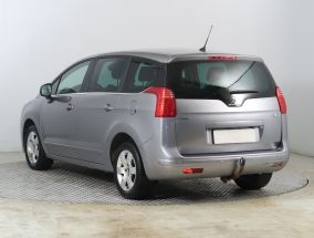 Peugeot 5008 - 2015