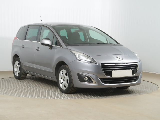 Peugeot 5008 2015