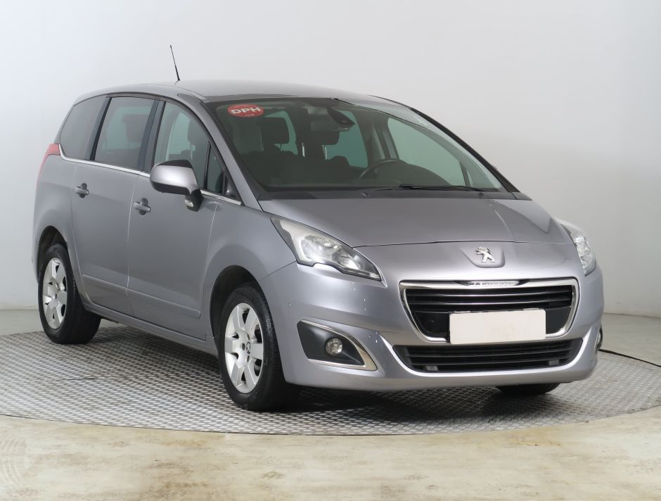 Peugeot 5008 - 2015