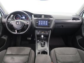 Volkswagen Tiguan - 2019