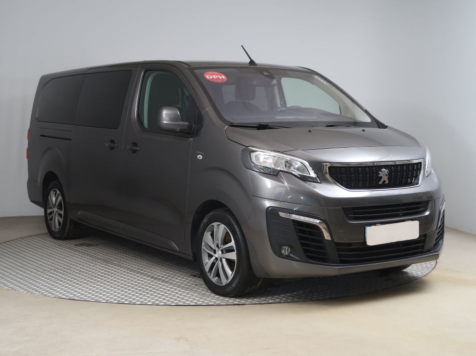 Peugeot Traveller - 2018