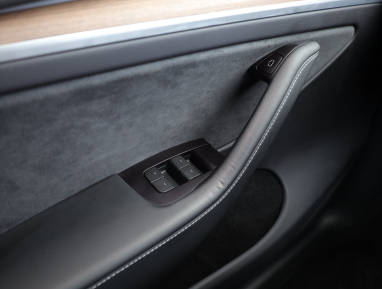 Tesla Model Y - 2022