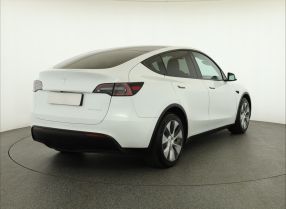 Tesla Model Y - 2022