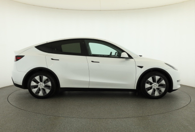 Tesla Model Y - 2022
